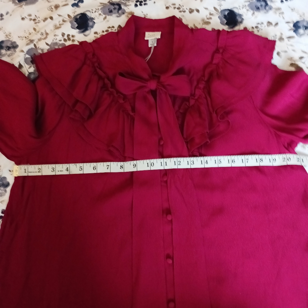 NWT Ruffle Tie Tip - Picture 6 of 7